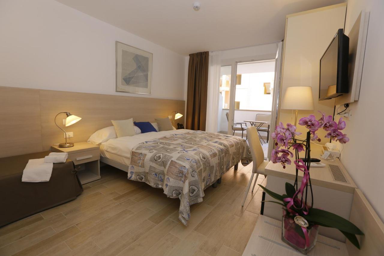 Hotel Eldorado, Depandance & Apartments Γκράντο Εξωτερικό φωτογραφία
