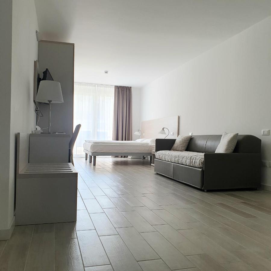 Hotel Eldorado, Depandance & Apartments Γκράντο Εξωτερικό φωτογραφία